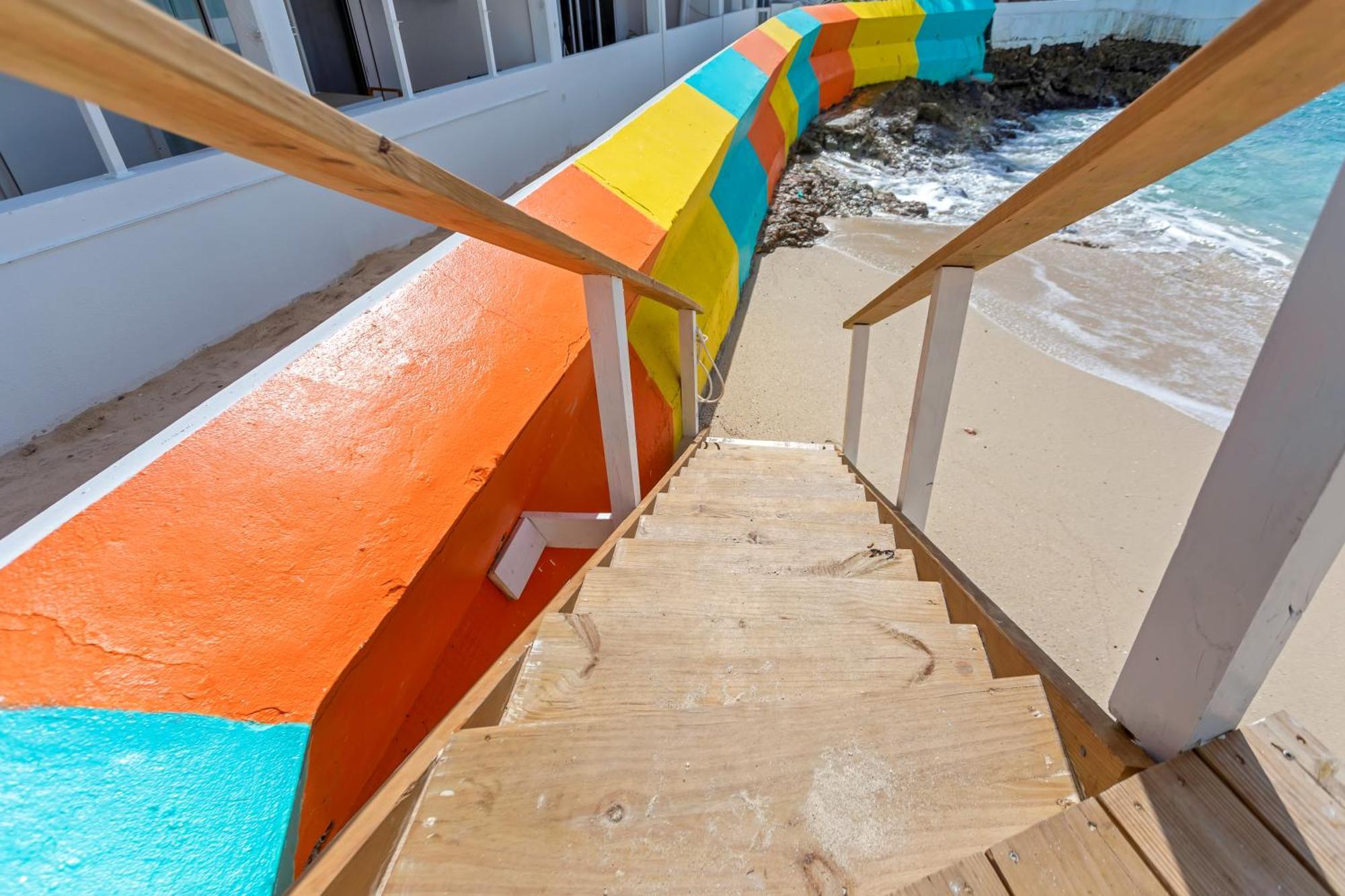 Maho Beach House - Grand Studio - Oceanview Suite エクステリア 写真